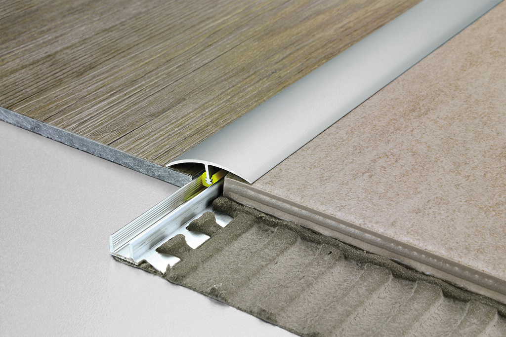 Fliesenprofile für Boden/Boden-Übergänge CLIPPER-TILE_CLIPPER-TILE_CT_Alu_silber-eloxiert_Low.jpg