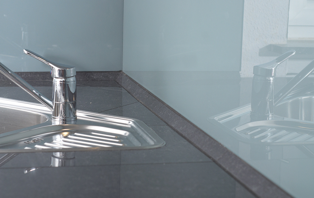 Fliesenprofile_für_Wand_Boden_Anschlüsse_COVESTAR_COVESTAR_Kueche_03_Low.jpg