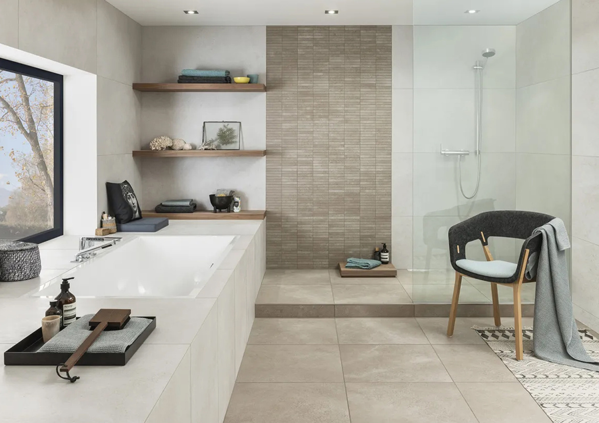 Christofoli Naturstein Badezimmer Dusche Glaswand.jpg