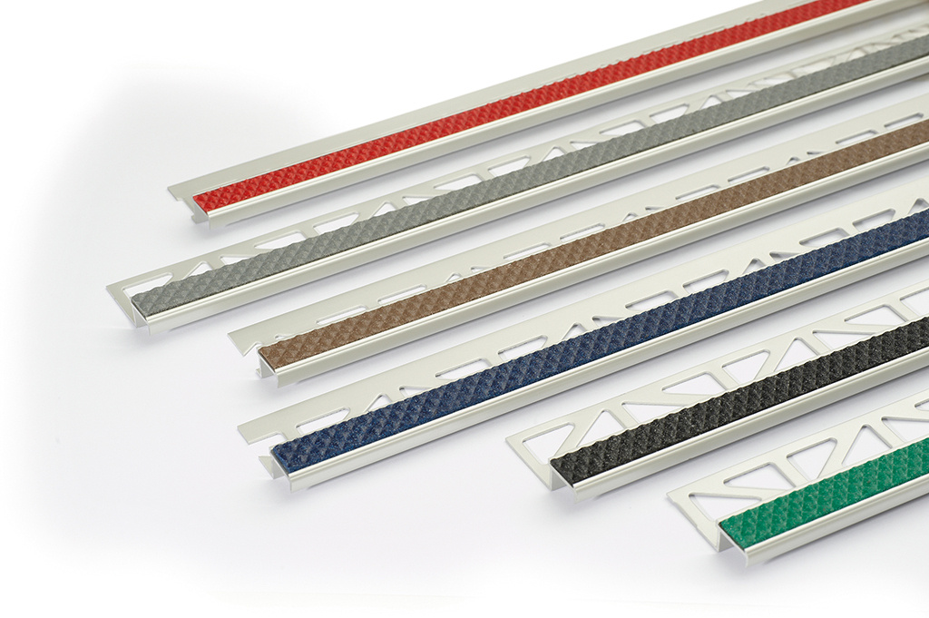 Treppenstufenprofile_mit_Spezialeinlage_DIAMONDSTEP_DIAMONDSTEP_Faecher_Low.jpg
