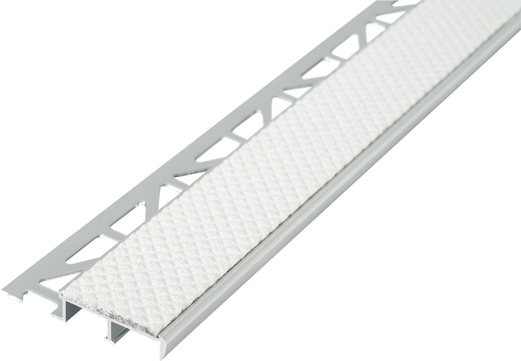 Treppenstufenprofile_mit_Spezialeinlage_DIAMONDSTEP_DISTAE-42_Alu_PVC_101-safetywhite_Low.png