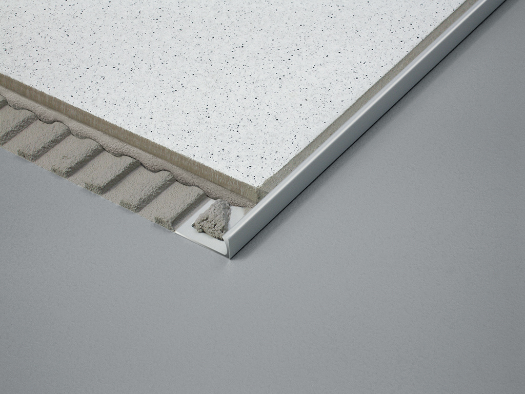 Fliesenprofile_für_Abschlüsse_DUROSOL_DSAC-51_Alu_pulverbeschichtet_silbergrau_Low.jpg