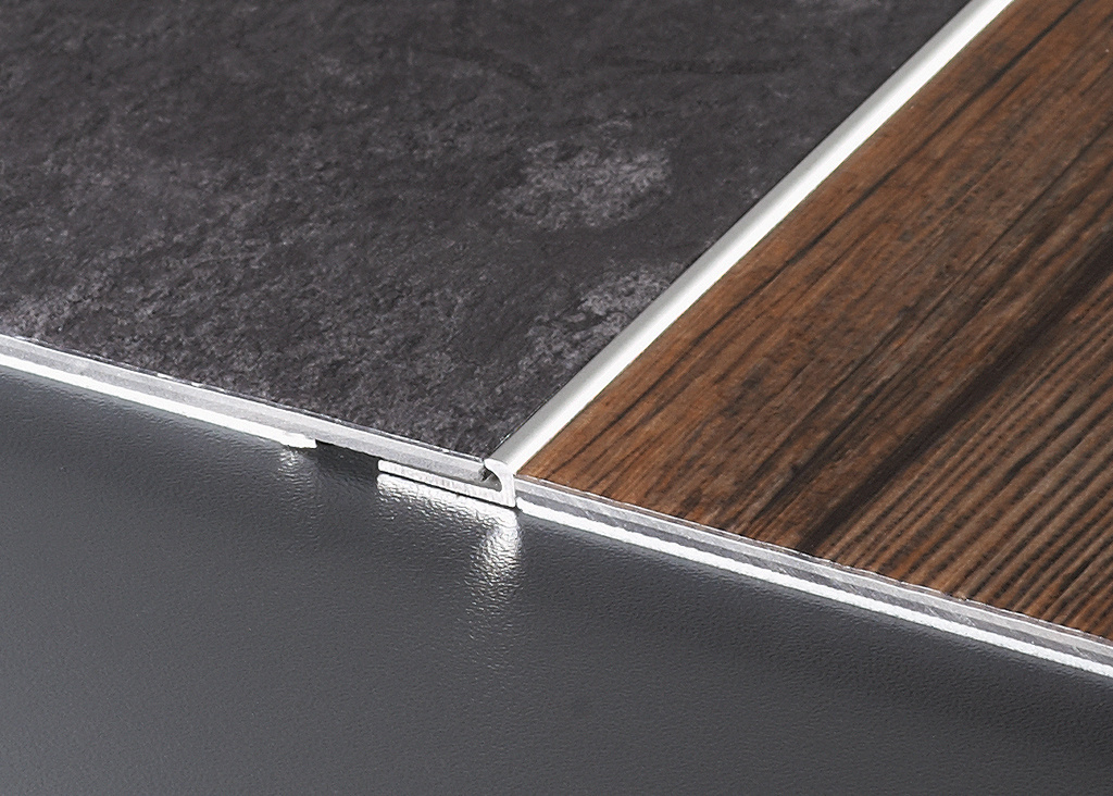 Fliesenprofile_für_Abschlüsse_DUROSOL_DSAE_Alu_silber-eloxiert_01_Low.jpg