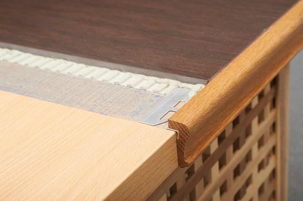 Fliesenprofile für Arbeitsplatten DURAPLAN_DURAPLAN_DN_Alu_Holz_01_Low.jpg
