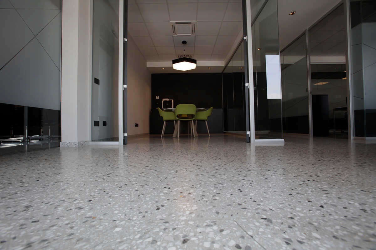 agglotech offices - verona italy - custom REG 3594 - centri direzionali 18.jpg