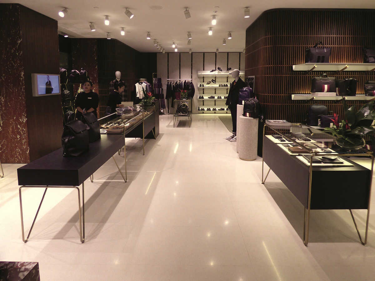 bally - beijing china - sb144 - retail 3 ok.jpg