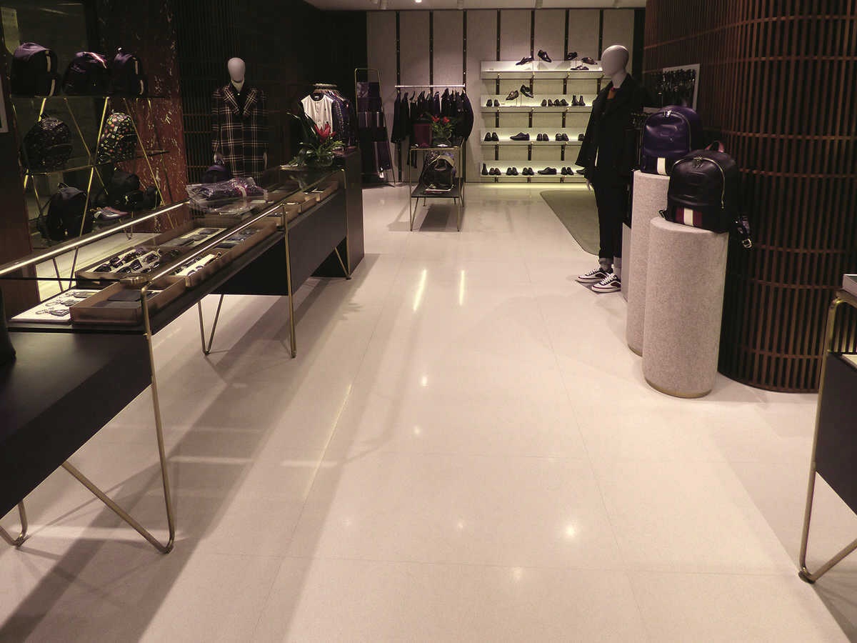 bally - beijing china - sb144 - retail 4 ok.jpg
