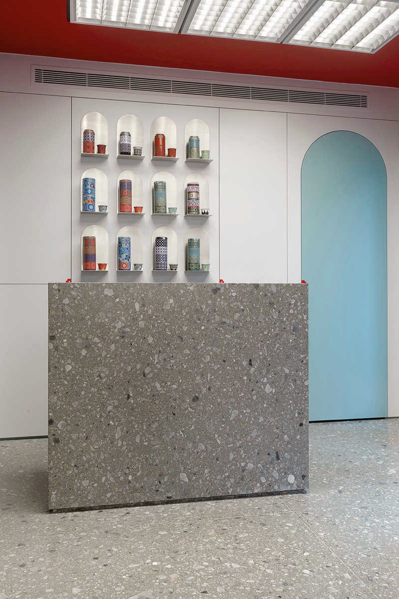images d’orient flagship store  - beirut lebanon - SB 130 retail 02 - OK.jpg