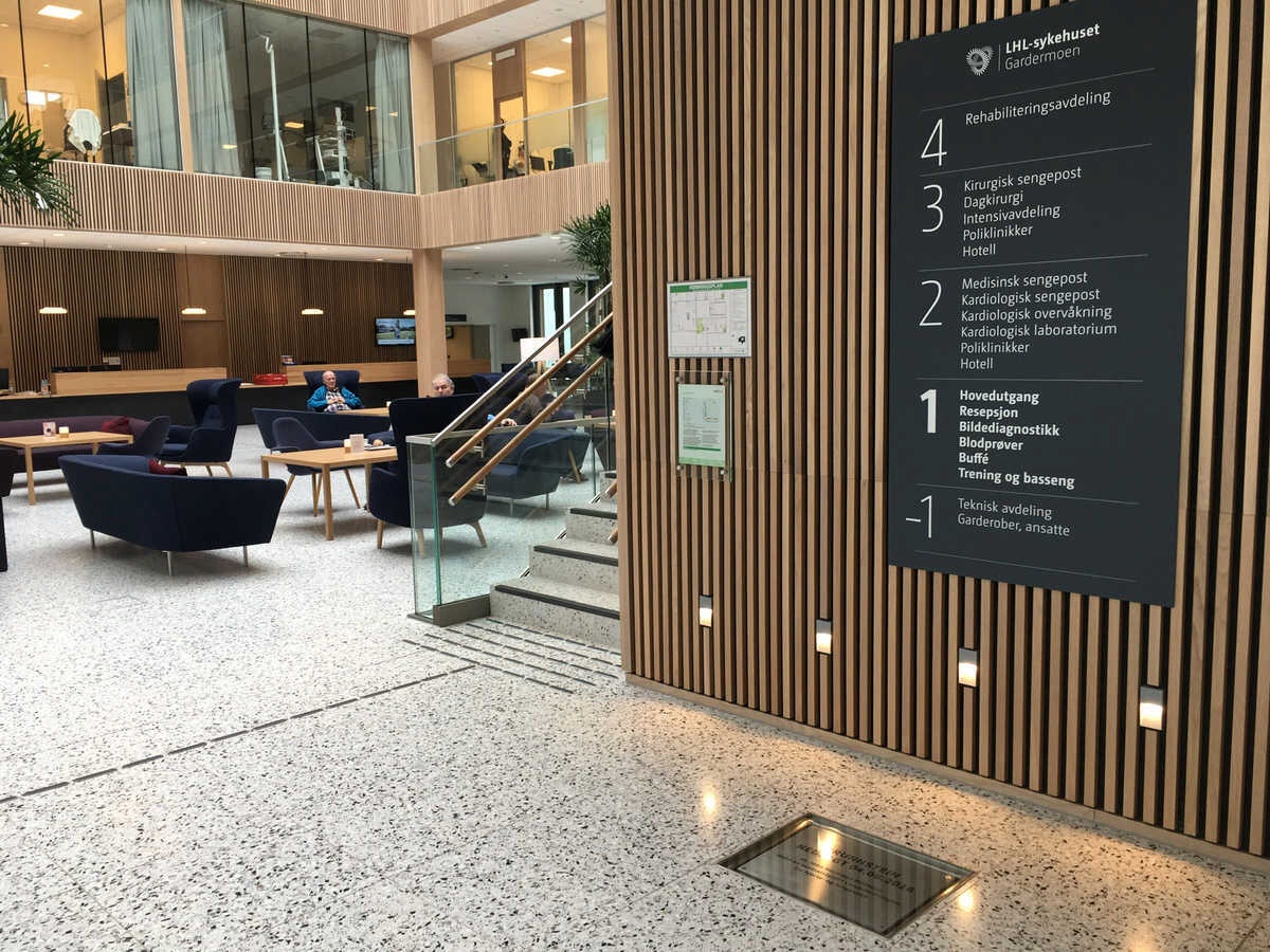 oslo hospital - oslo norway - SB 173 - pubblico 08.jpg